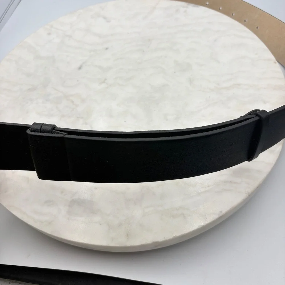 Chico's Belt Women M/L Black Hammered Silver Large Buckle Wide Leather Backed
